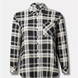 Torrid Black and White Plaid Button Down Shirt